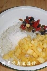 香糯的菠萝饭