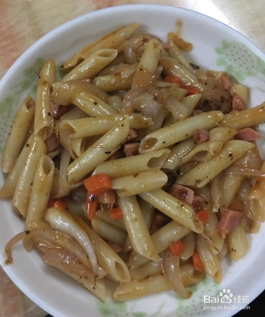 两头尖形意大利面的做法