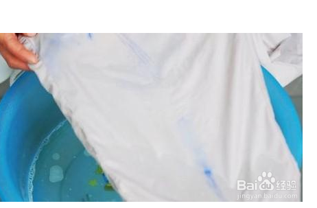 衣服上的涂料怎么洗掉