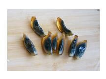 简单易学的香菜皮蛋豆腐的家常做法