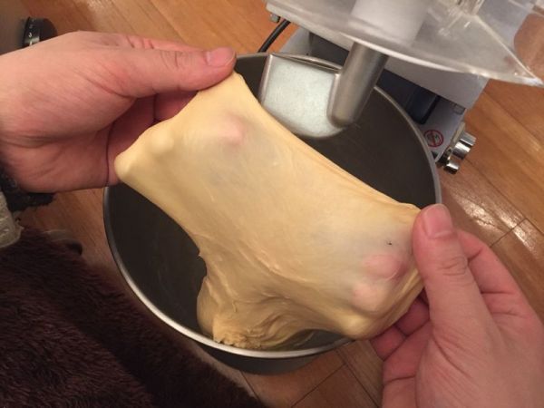 橄榄菜火腿面包