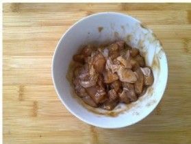 《辞牛迎虎·席开六宴》——迎春接福的呈祥凤盏