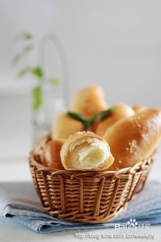 甜点中的提味法宝。【清香橙皮面包】