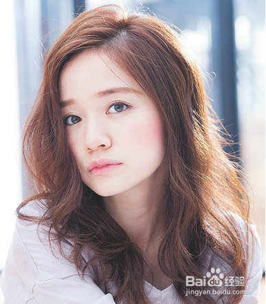 017流行的卷发发型