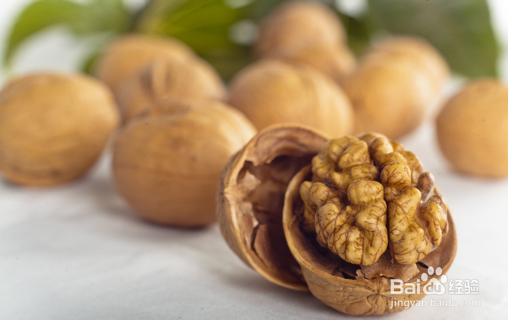 严重失眠吃什么好