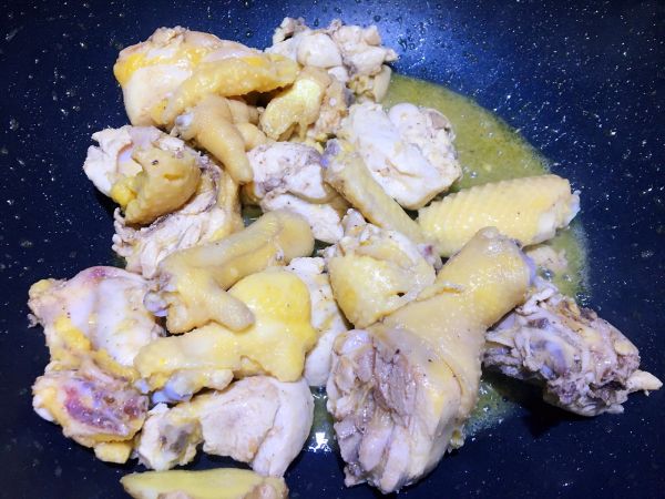 灵芝土茯苓去湿汤