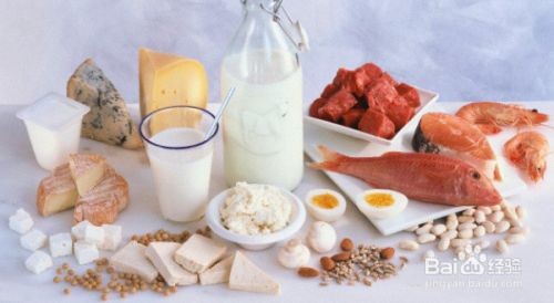 膝盖积液是什么原因造成的怎么治疗