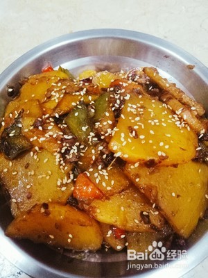 干锅土豆片的做法详细教程（精品）
