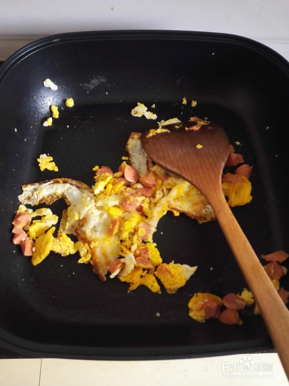 如何弄一顿鸡蛋火腿肠金针菇青菜面一