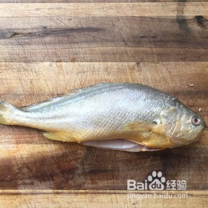 酱焖黄鱼的做法