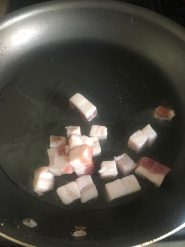 五花肉烧黄花鱼