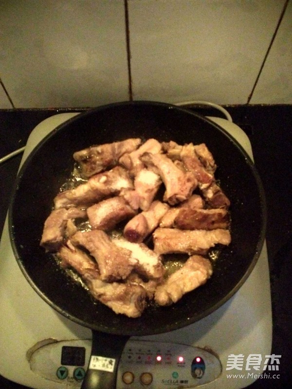 炖排骨的家常做法