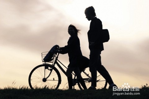 男女交往不要做这些事