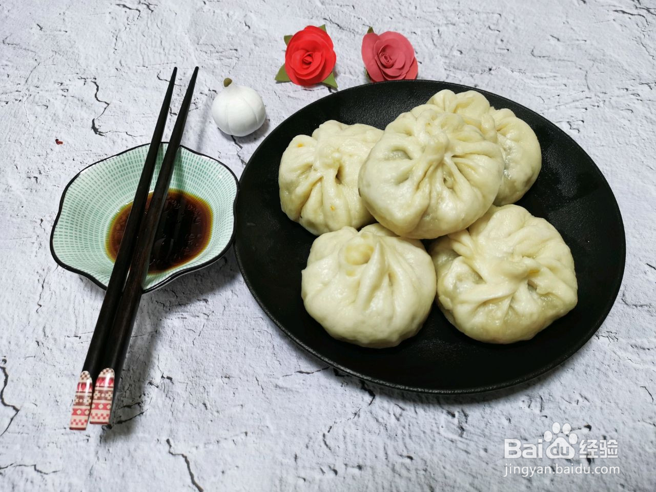 酸豆角鸡蛋包的做法