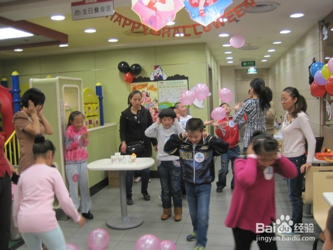 携手肯德基打造万圣节狂欢夜