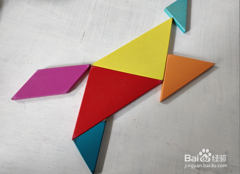 用七巧板怎样拼一只兴奋跳跃的狗?