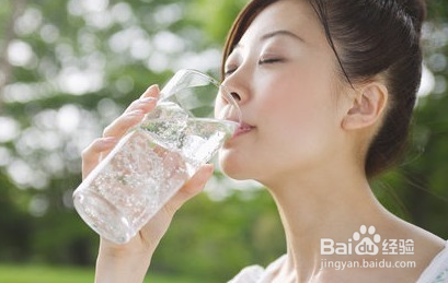 早起的好处有哪些，如何坚持早起？