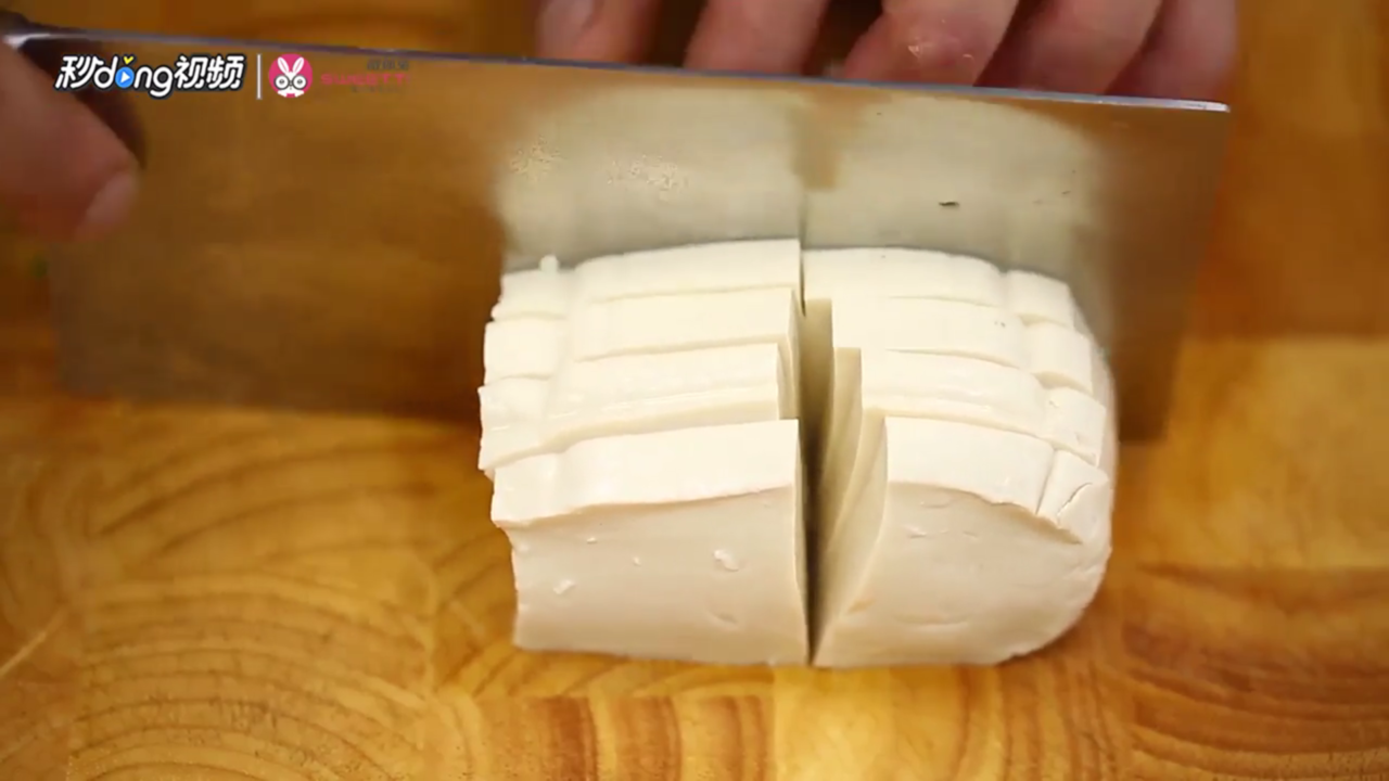 新年美食菌菇鱼头王怎样做