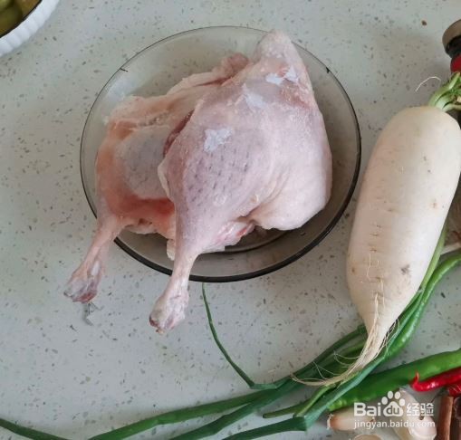 白萝卜炖鸭肉怎么做
