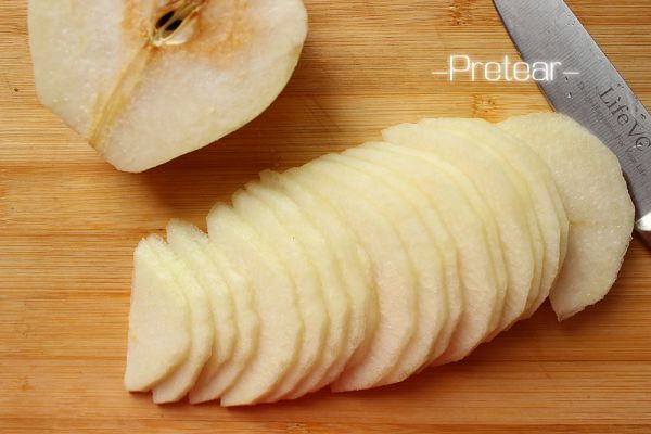 甜梨红酒烤鸭胸