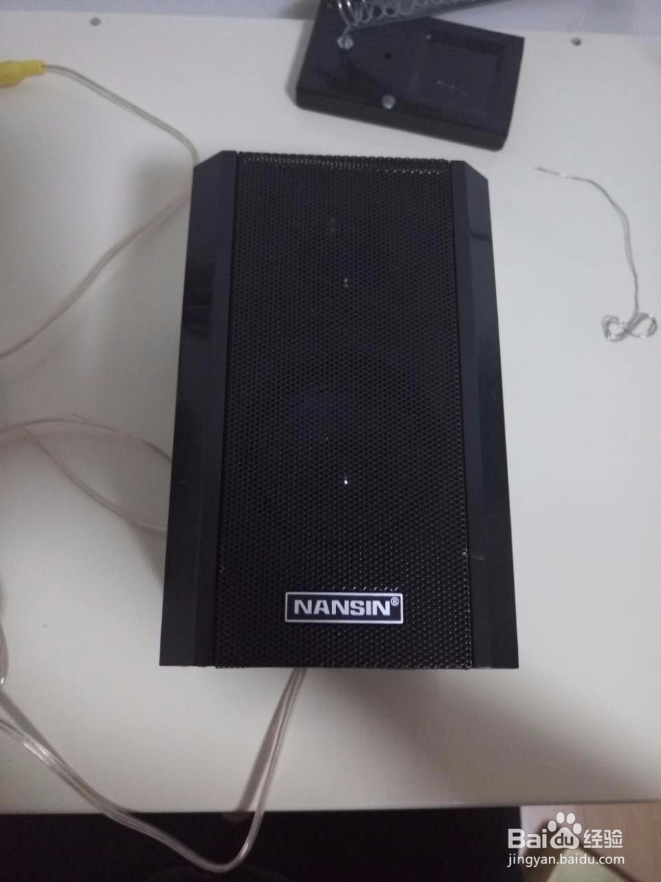 更换卫星音响的音频线