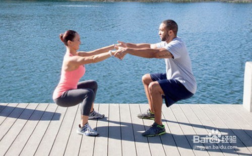 如何发挥深蹲的好处