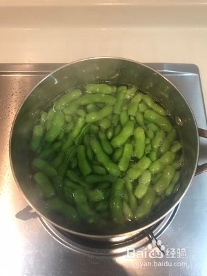 教你怎么做超级好吃的凉拌毛豆