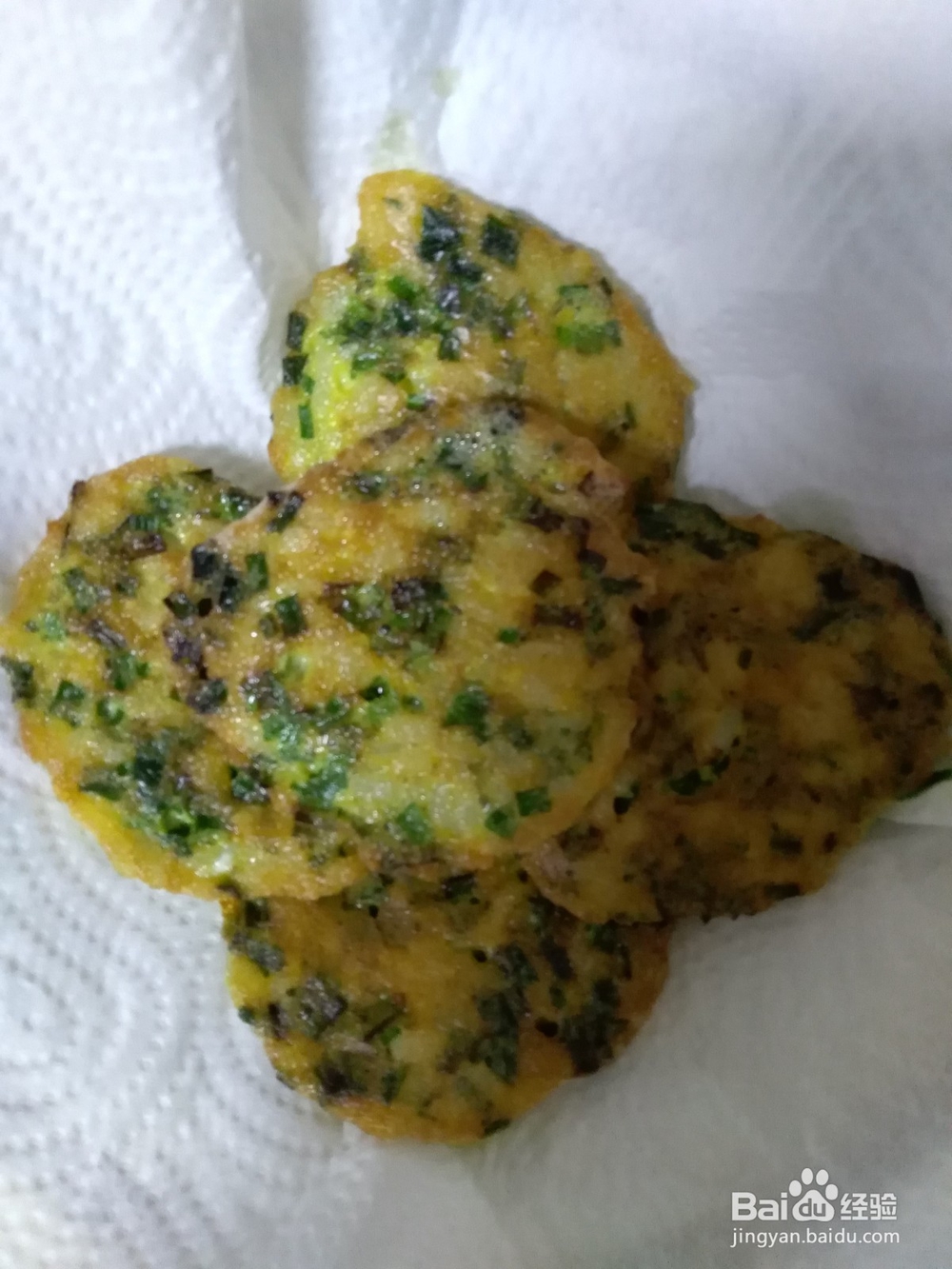 剩饭新吃法——韭菜鸡蛋米粑