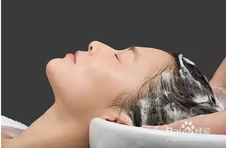 阿道夫洗发水正确使用的四步骤