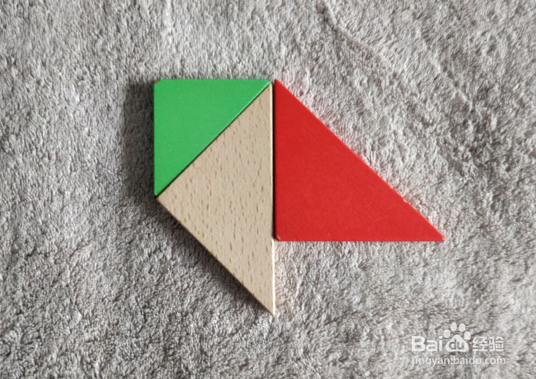 非洲草原上低头的鸟儿用七巧板怎么拼？