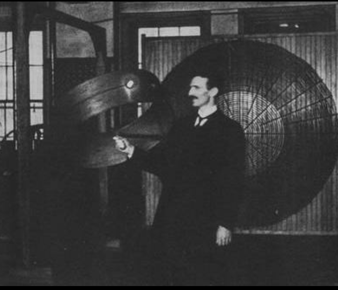 交流电是谁发明的