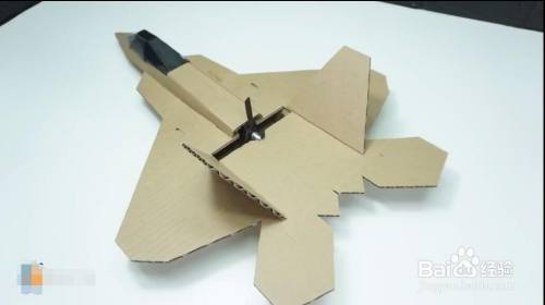 硬纸板飞机模型制作过程图解