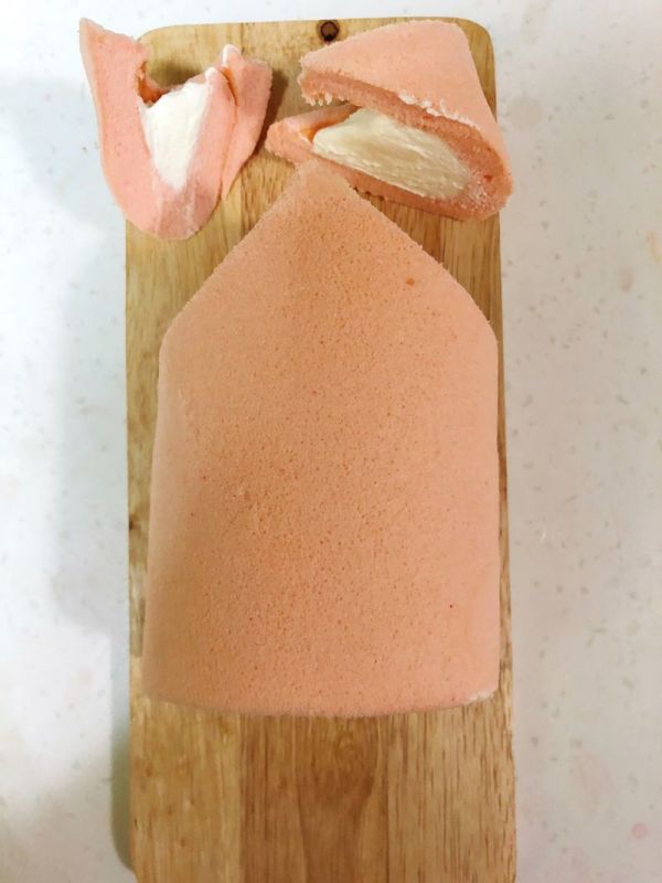 圣诞老人蛋糕卷#蛋糕卷一切#