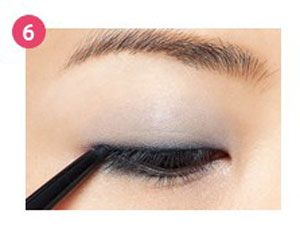 内双眼诱人眼妆步骤