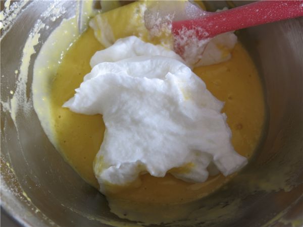 彩绘爱心蛋糕卷