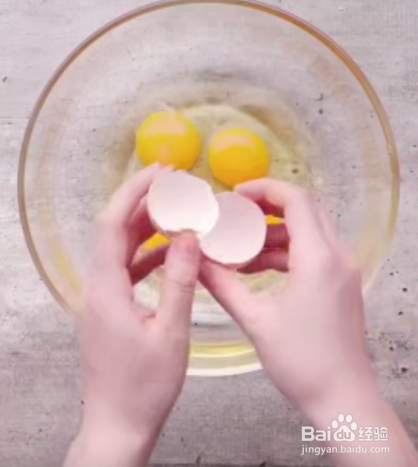 如何制作土司酸奶杯