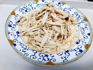 教你制作美味的香辣凉拌鸡丝