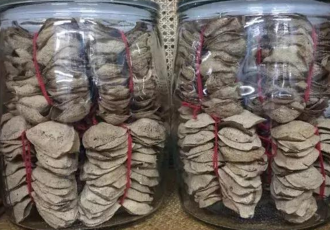 为什么有的新会陈皮会用红绳子扎起来？