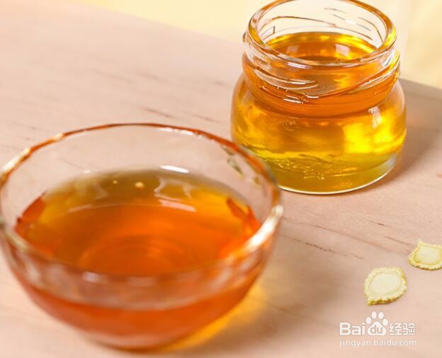 蜂蜜水用热水还是温水?蜂蜜用开水冲可以吗?
