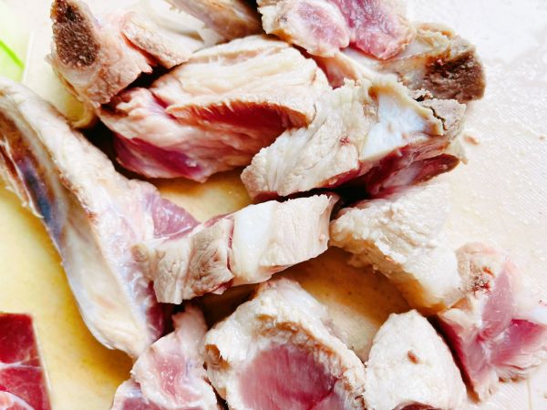 冬瓜排骨火腿汤