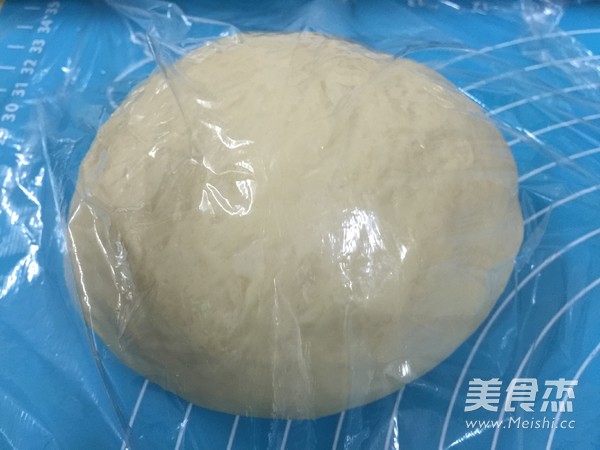 花环与熊熊面包