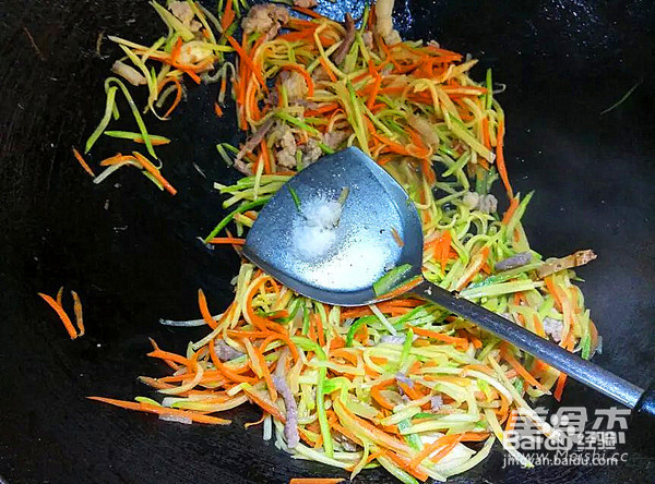 西葫芦炒三丝