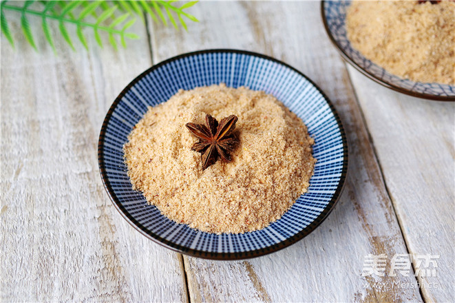 自制香辣蒸肉米粉