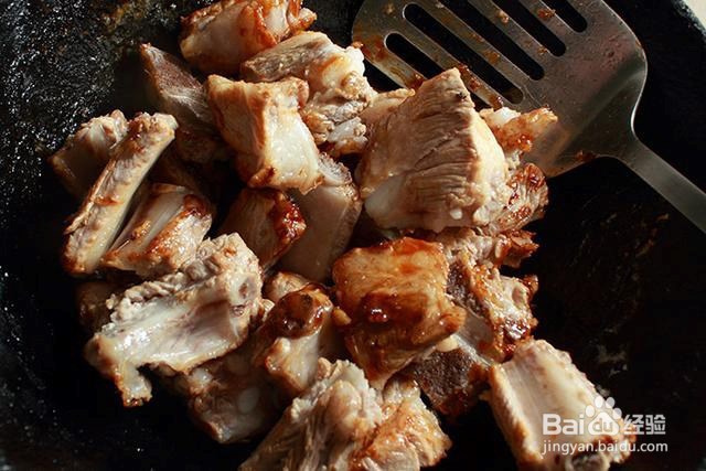 腐乳烧排骨让人爱不释口