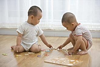 如何减少孩子对电子产品的依赖？