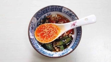 凉拌脆爽鲜黄瓜的做法