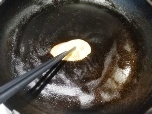 美食汤羹--鲜浓鲤鱼汤