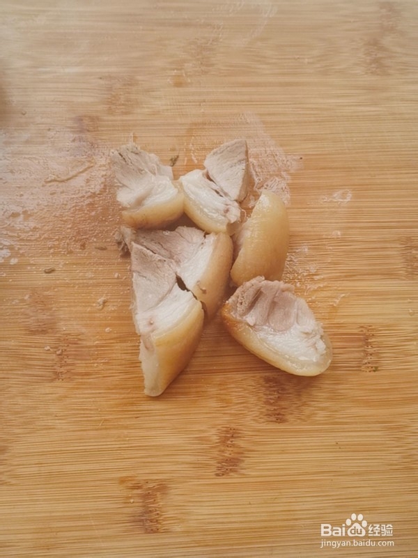火腿炖肘子怎么做