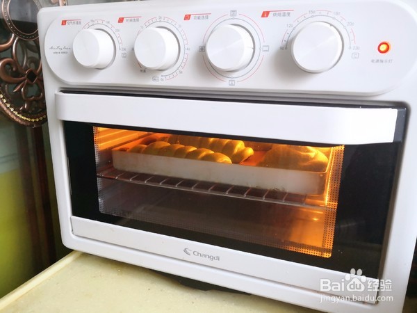 夹心面包卷的做法