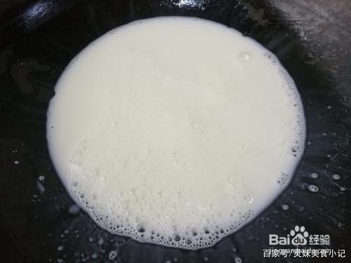制作芒果双皮奶